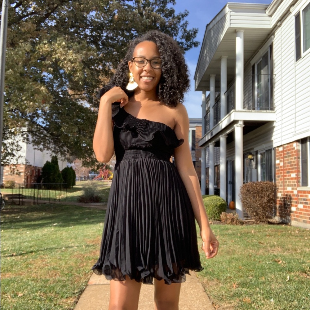 Black One Shoulder Ruffle Cocktail Dress - Picture 3 of 5